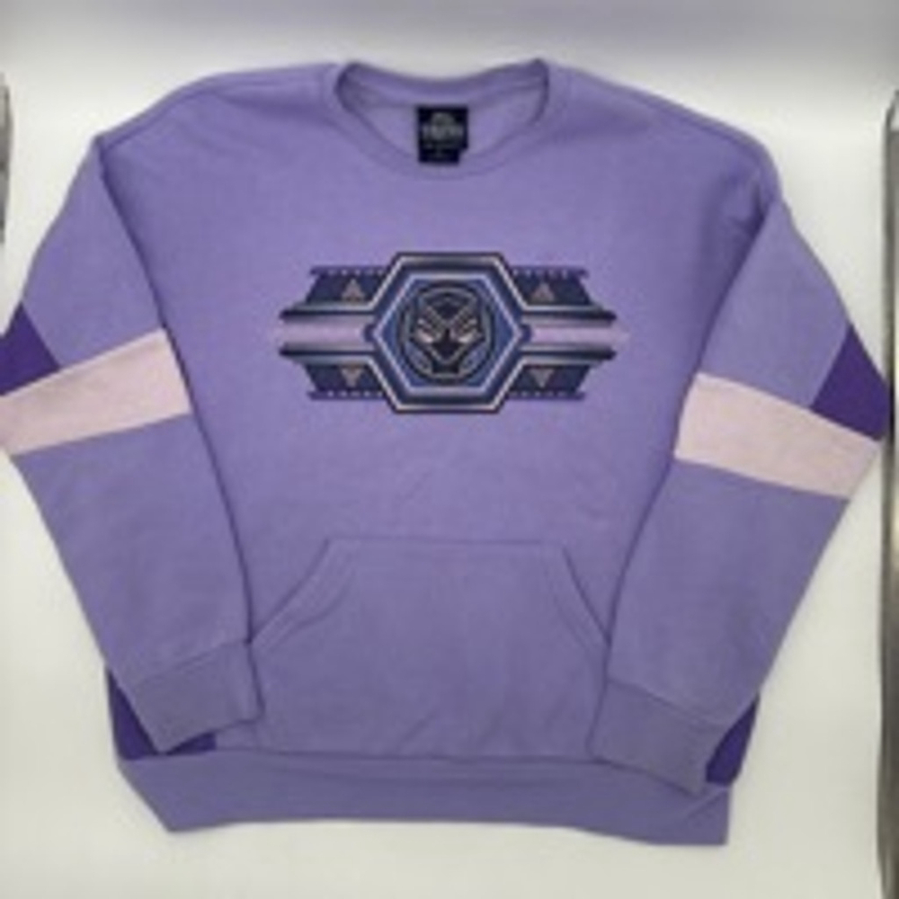 MARVEL Black Panther Wakanda Forever Sweatshirt M Purple